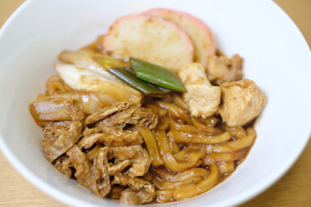 復興わがまち ご当地ごはん！ 〉 【第33回】 愛知県「味噌煮込みうどん」 – WEB防災情報新聞